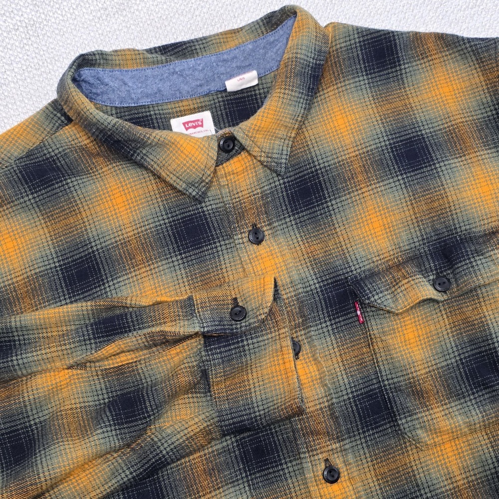 Levi's Men's‎ Flannel Shirt Relaxed Fit Size Large Yellow Green Multicolor